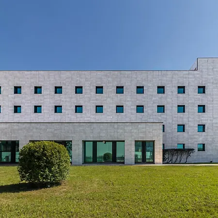 Szálloda Puerta 3*