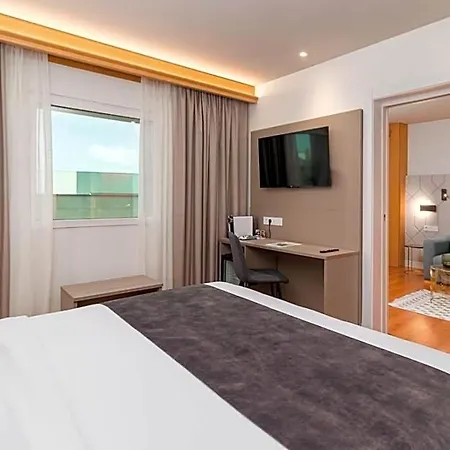 Puerta Hotel 3*
