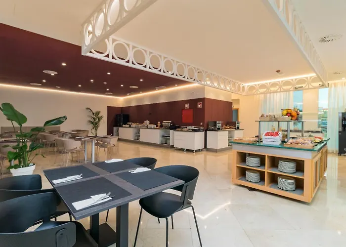 Puerta Hotel Santander