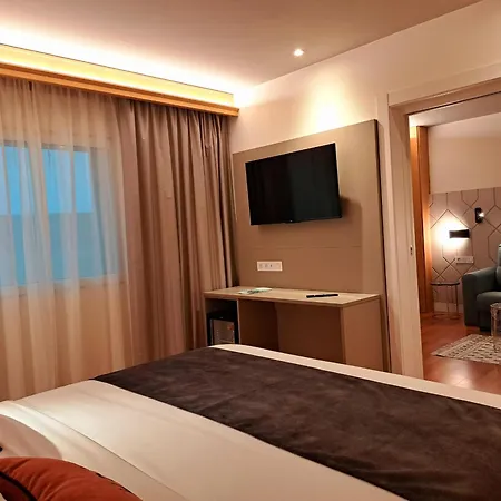 Puerta Hotel