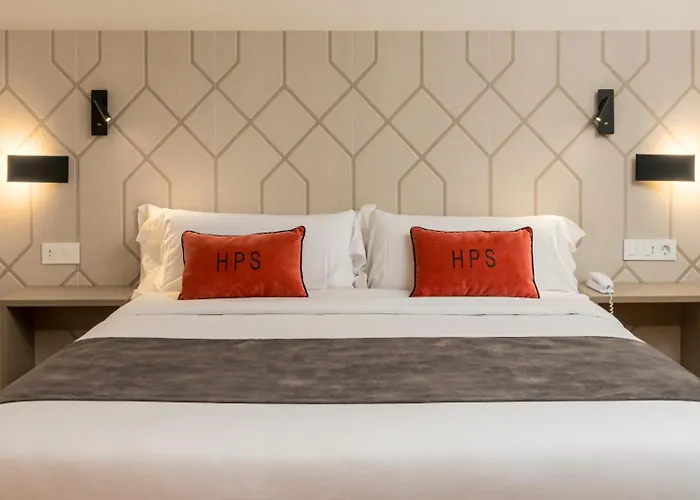 Puerta Hotel Santander